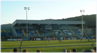 Picture courtesy of David Kennedy GlensCocknHens - Newry on the attack against Glentoran